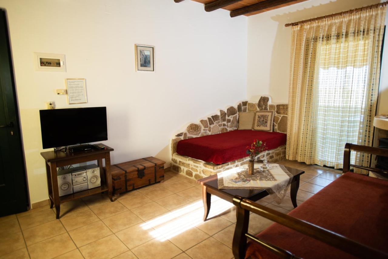 Sivas Apartments-Studios,Sigelakis With Very Nice View المظهر الخارجي الصورة