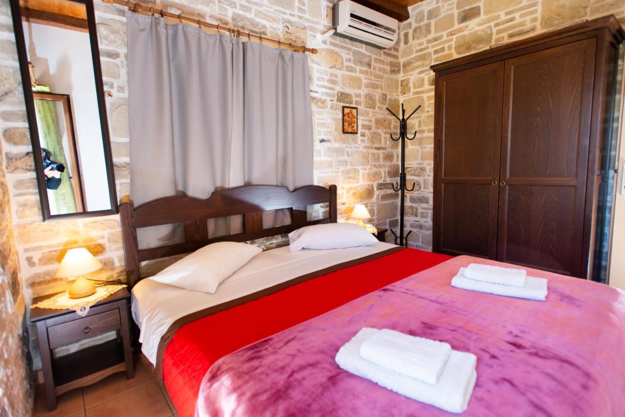 Sivas Apartments-Studios,Sigelakis With Very Nice View المظهر الخارجي الصورة