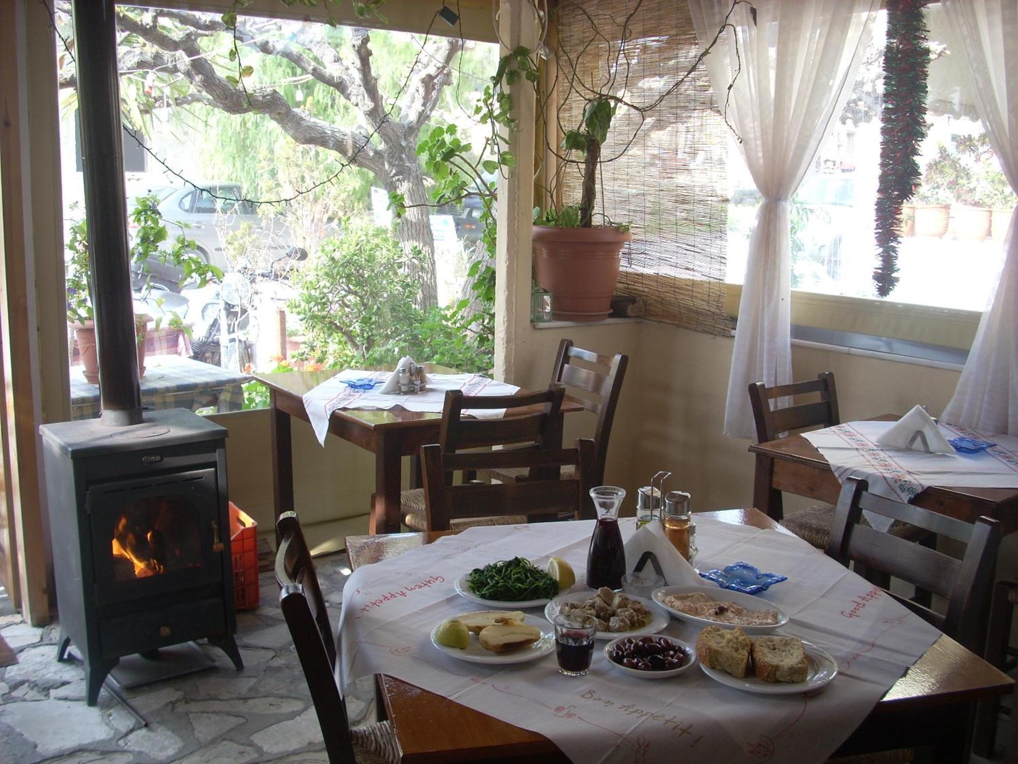 Sivas Apartments-Studios,Sigelakis With Very Nice View المظهر الخارجي الصورة