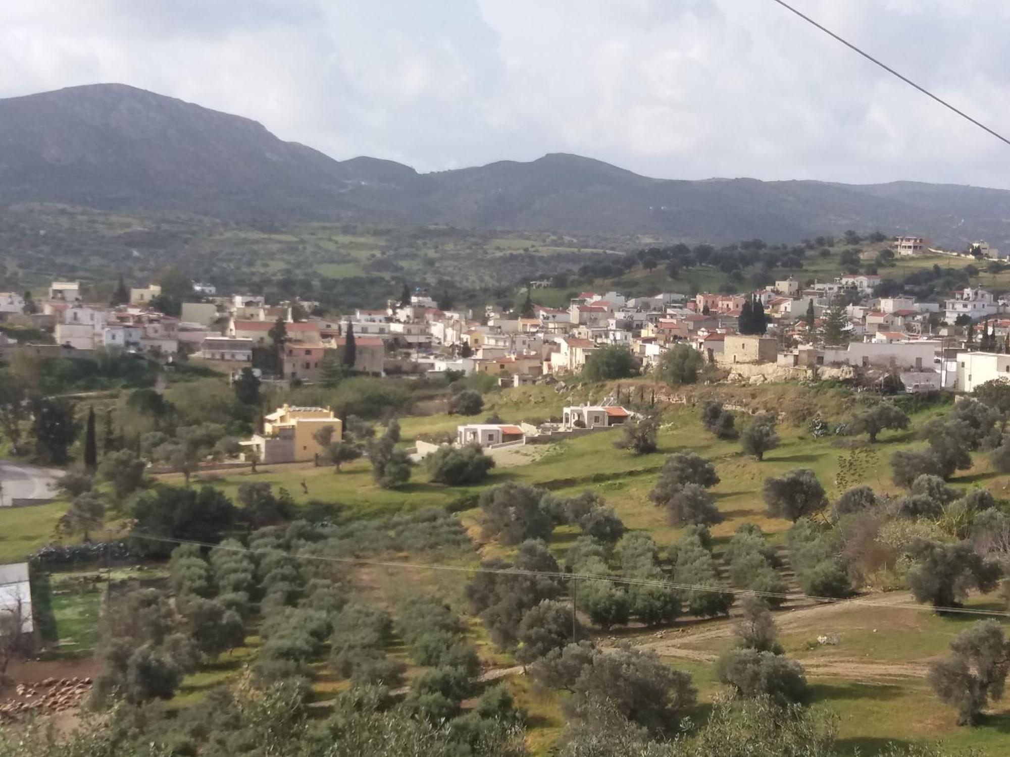 Sivas Apartments-Studios,Sigelakis With Very Nice View الغرفة الصورة
